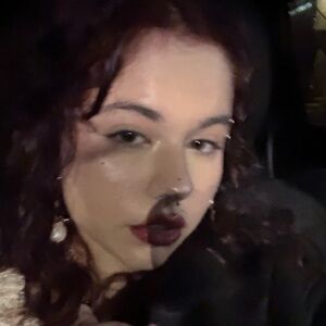 Meet your Posher, Anika!